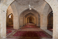 مسجد جامع دامغان, زیر زمین